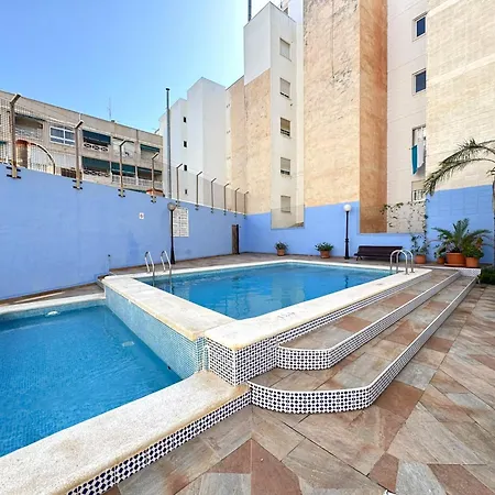 Sunny First Line By Locos Appartement